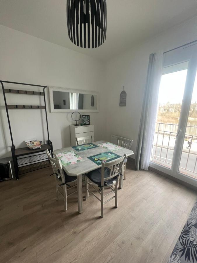 Cosy Loire, T2 Neuf, Front De Loire ,Vue Cathedrale,5Min A Pied Centre Ville Et Parking Prive Orlean Zewnętrze zdjęcie